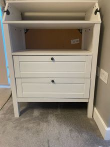 Baby changing & Chest of drawers