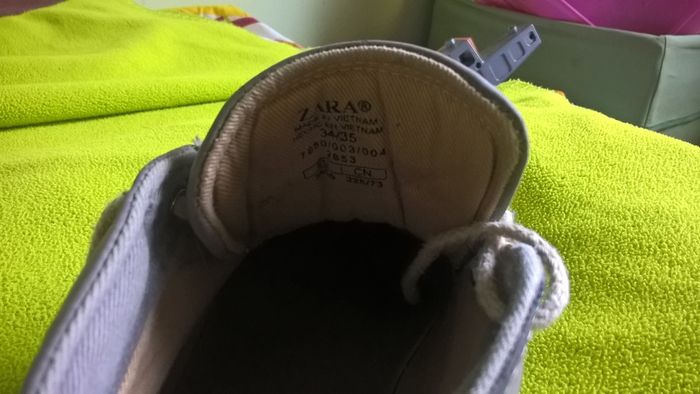 Zara boys trainers size