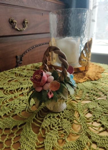 Porcelain flowers