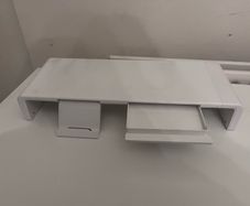 Laptop stand