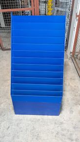 shop cards display stand