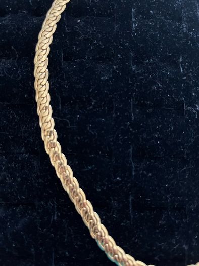 Gold tone necklace