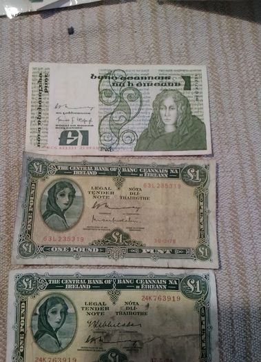 Notes Four Eire Banknotes
