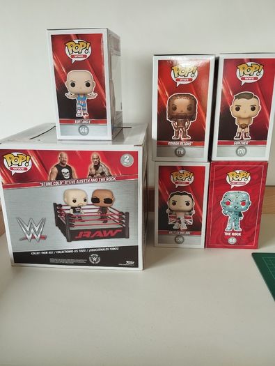 Funko Pop WWE Collection 6 Figures (Lot)