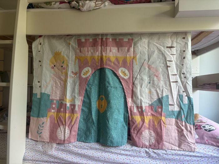Bunkbed curtains