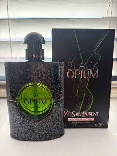 Yves St Lauren Black Opium