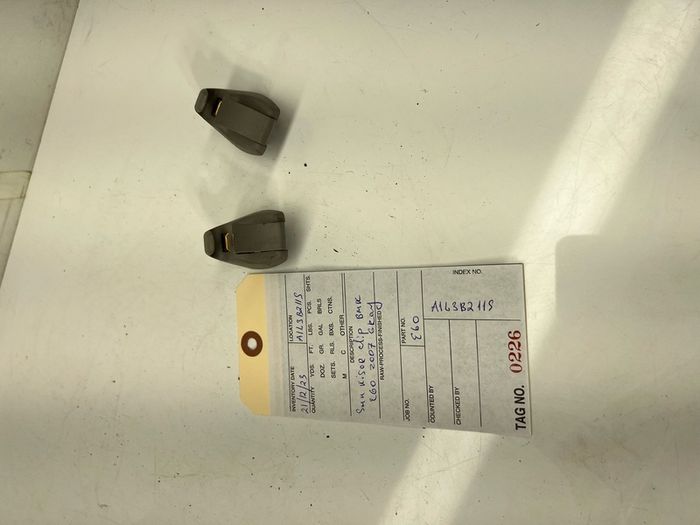 BMW E60 E61 5 Series 2004-2010 Sun Visor Clip Hook A1l3b211s