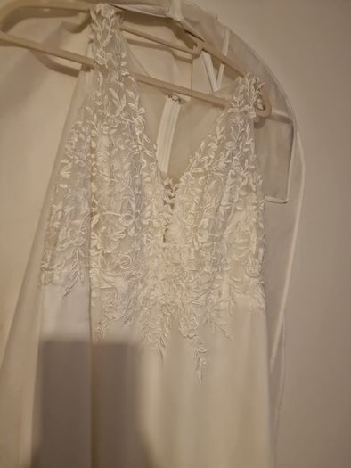 wedding dress.