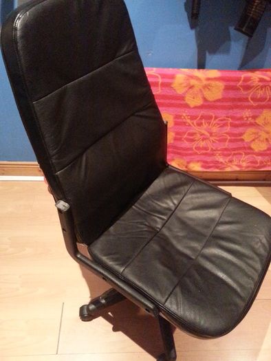 Cheap black leather swivel chair