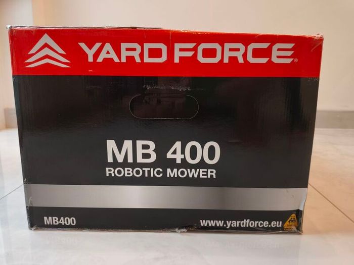 Robotic Lawnmower Yard Force MB400