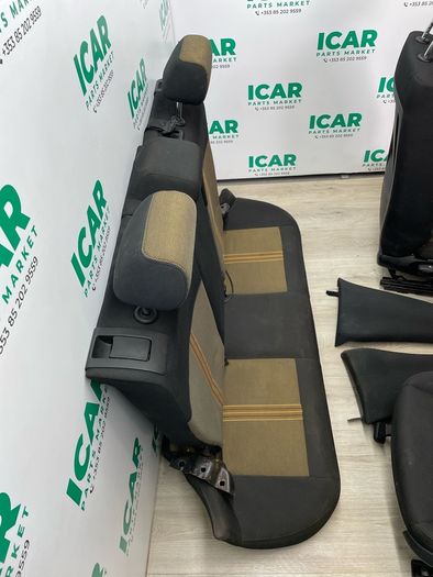 BMW X1 Sport Seat Set