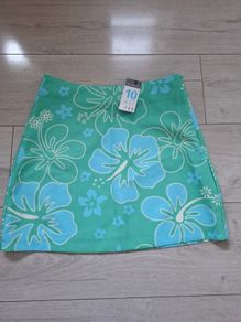 mini skirt