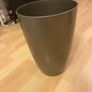 plastic pots Image 3