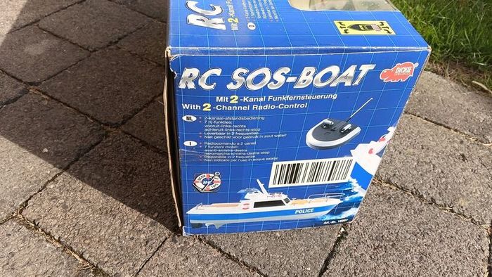 RC model boat