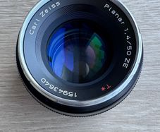 Zeiss Planar T 50mm f/1.4 ZE (Canon EF)