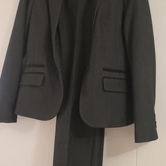 woman suit mango