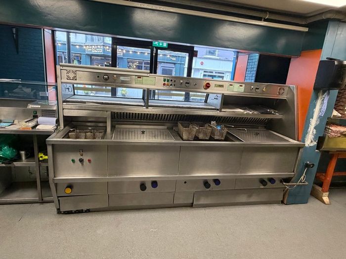 Chip Range and tandoor oven