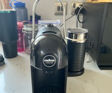 lavazza A modo mio jolie evo coffee machine with milk frother
