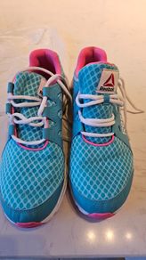 Ladies Reebok trainers Size 6 NEVER WORN
