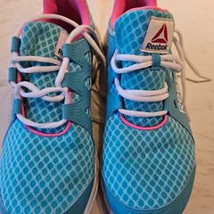 Ladies Reebok trainers Size 6 NEVER WORN