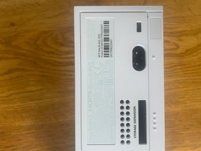 Xbox Series S 512GB with controller