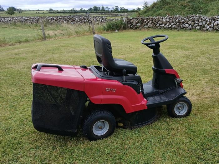 Ride on mower Mountfield 827m Petrol