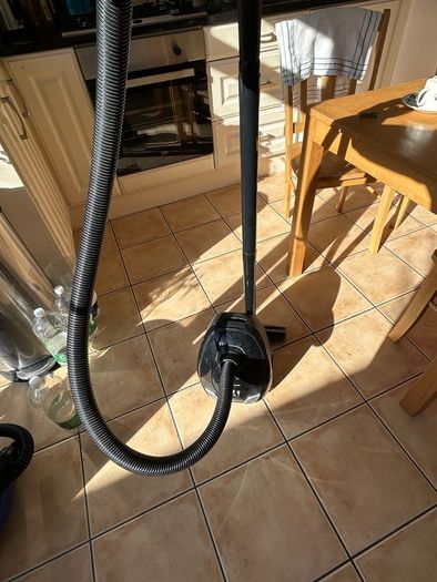 vacuum cleaner