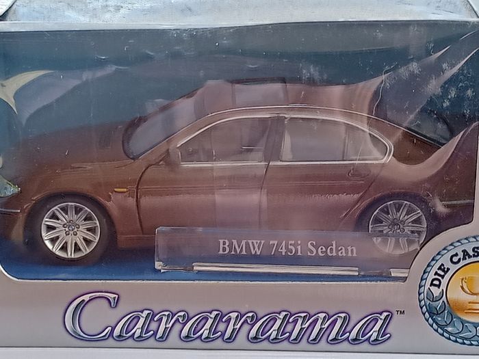 BMW 745i Sedan