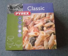 Vintage Pyrex Casserole Dish(es) BNIB