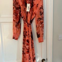 Karen Millen Dress size 16 more like a 12