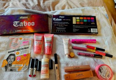 Large make up bundle, 35 plus items.