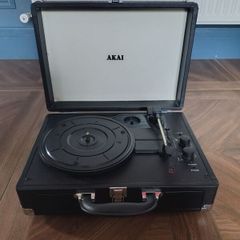 AKAI Bluetooth Portable Record Player Fully Working