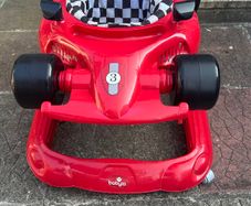 Babylo car style walker