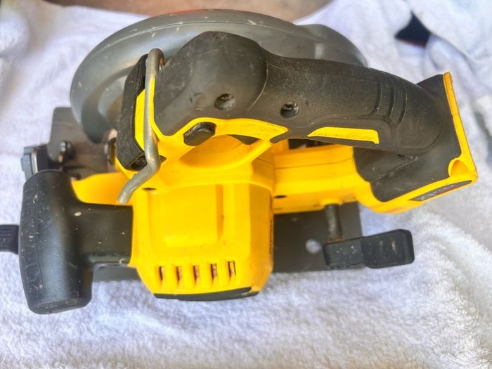 dewalt