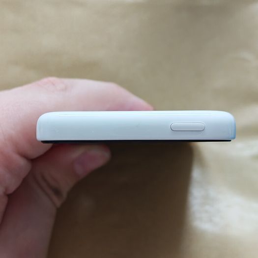 Apple iPhone 5c - 8GB - White - 3 Network - Activation Locked (For Parts / Repair)