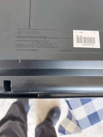 Yamaha YPT200 keyboard