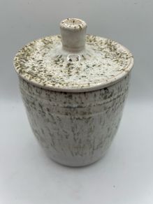 1960s studio pottery by Eileen Hansell