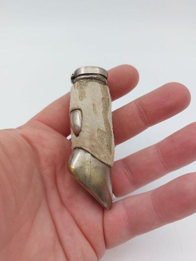 Antique sliverplated vesta case