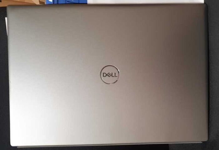 Dell Vostro 5620 | Core i5-1240P | 16GB RAM | 512GB NVMe | Iris Xe | Windows 11 Pro