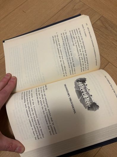 Gill and Macmillan Annotated Constitution of Ireland 1995 paperback