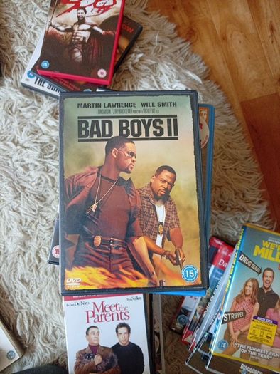 Thriller, Comedy, Horror, Drama, Romance, Musical films, movies on dvd