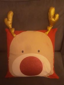 Covers/Novelty NEXT Christmas Cushion Covers x 4 .. 8.00euro Each