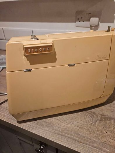 vintage singer sewing machine