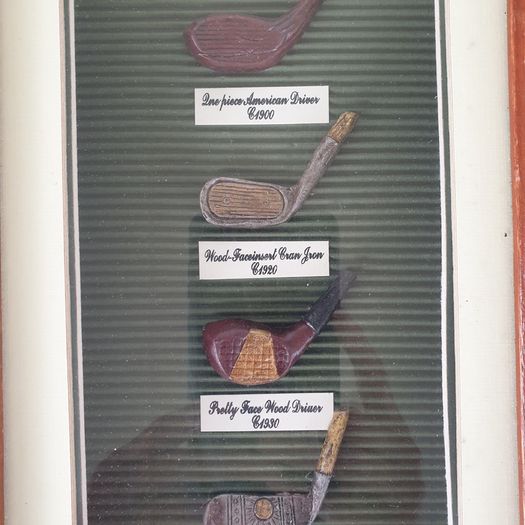 Golf club shadow box picture with replica clubs