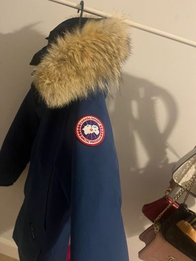 canada goose authentic