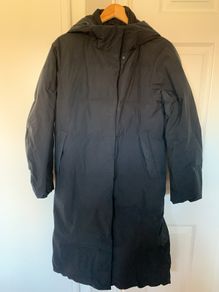 Uniqlo full-length jet black puffer coat (XS) Like new
