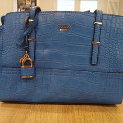 Guess Purse - new with tags
