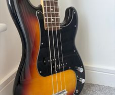 Fender Precision Bass