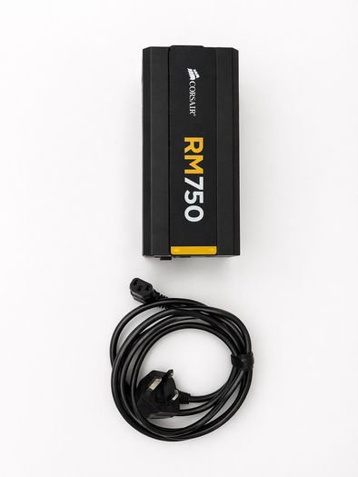 Corsair RM750 750W Modular PSU and Sleeved Cable Kit Type 4