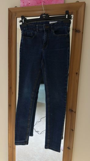 Lefties Classic Dark Blue Skinny Jeans - Size XS